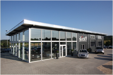 Markus Sixt Automobile - neues Firmengebäude mit großer Freifläche in Waldrems, Illerstrasse 7